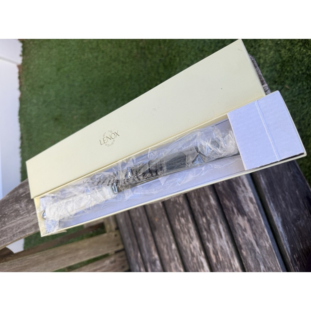 LENOX OPAL INNOCENCE PLATINUM-BANDED BONE CHINA CAKE‎ KNIFE S